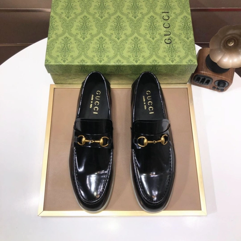 Sleek Gxccx Leather Shoes 159780