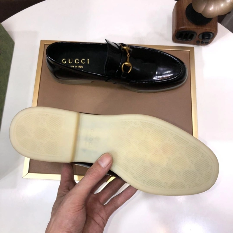 Sleek Gxccx Leather Shoes 159780