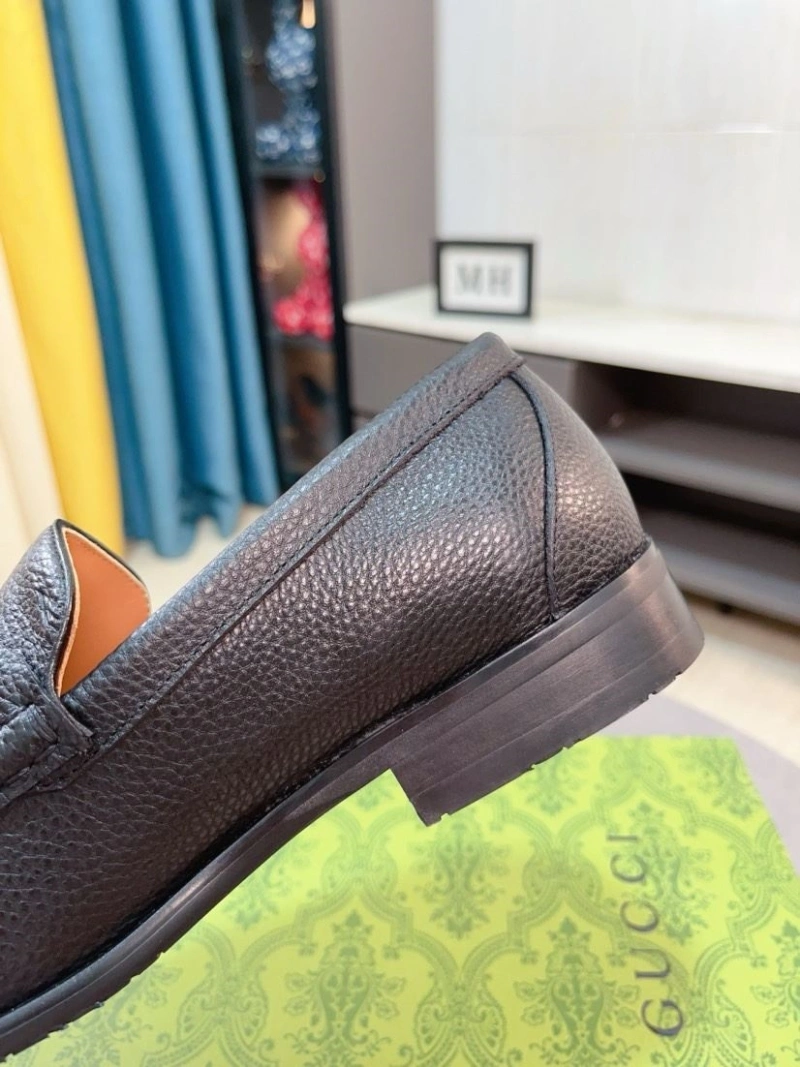 Flexible Gxccx Leather Shoes 159745