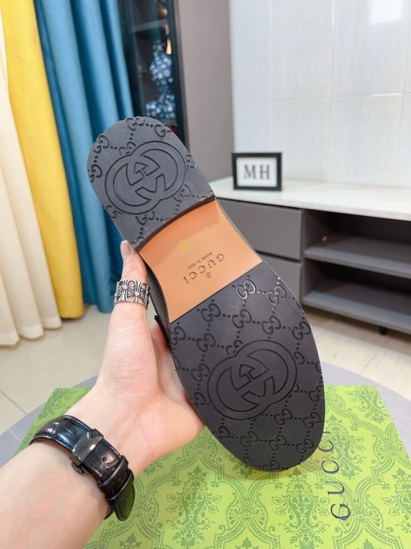 Flexible Gxccx Leather Shoes 159745
