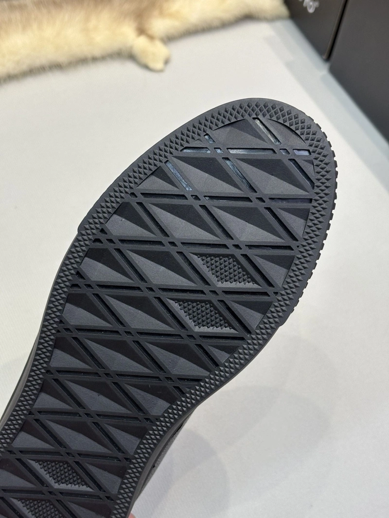 HighQuality UGX Casual Shoes 228093