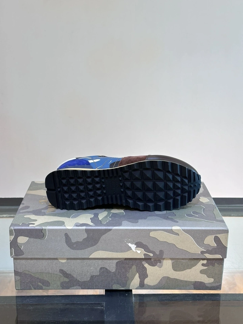 Classic Vxlxntino Sneakers 231136