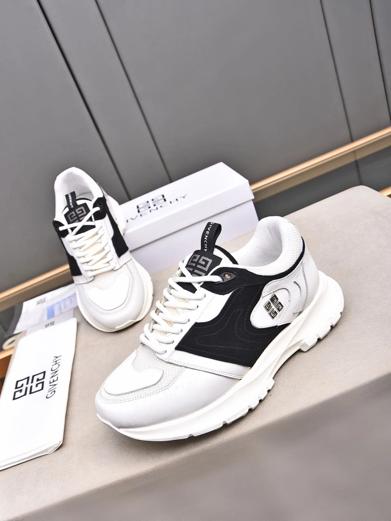 Resilient Gxvxnchy Sneakers 153402