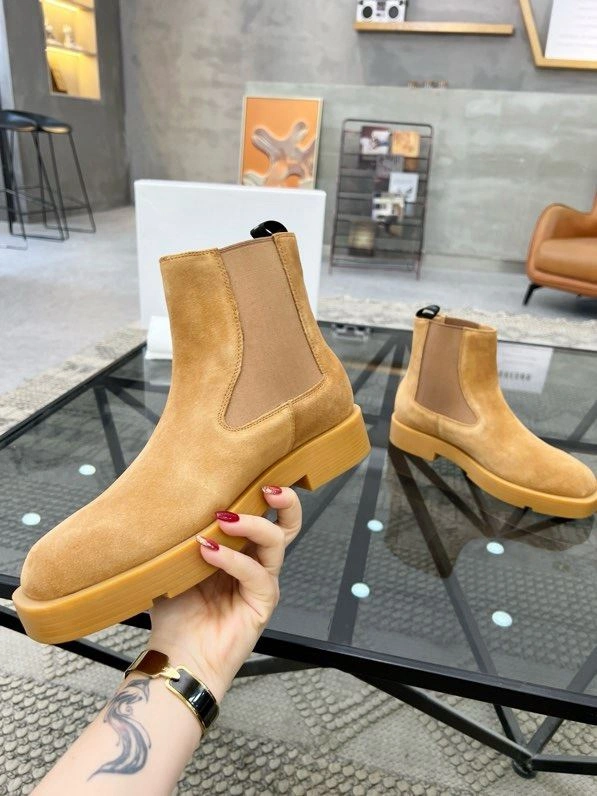 Modern Gxvxnchy Boots 153684
