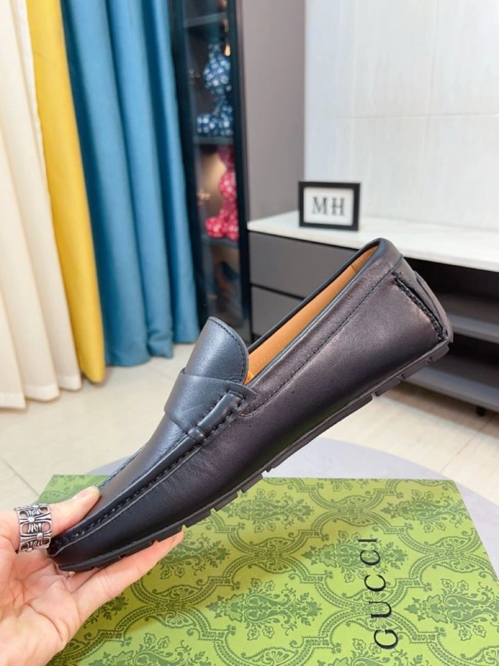 Affordable Gxccx Leather Shoes 159704