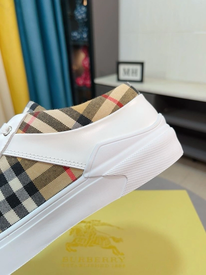 DailyWear Bxrbxrry Sneakers 115097