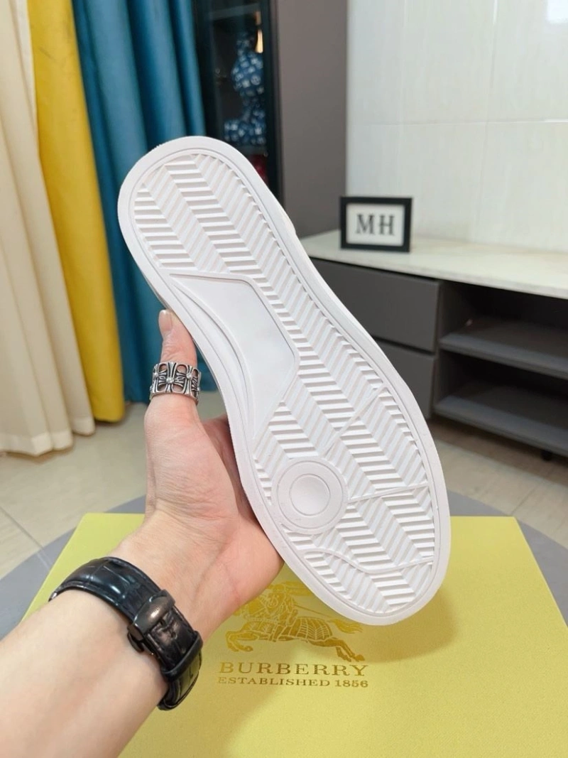 DailyWear Bxrbxrry Sneakers 115097