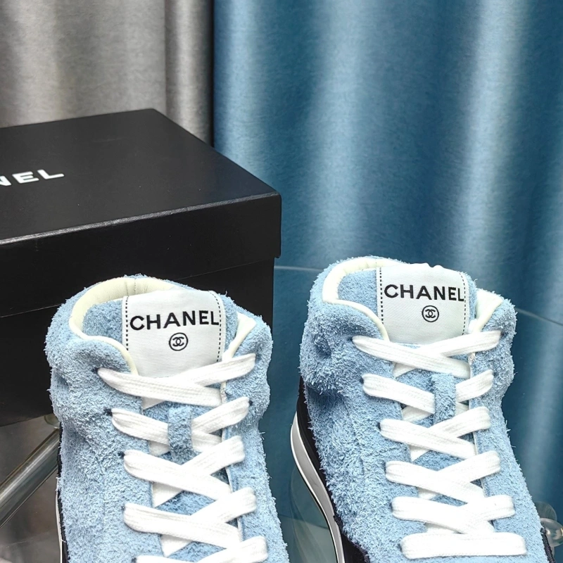 Resilient Chxnxl Sneakers 132168
