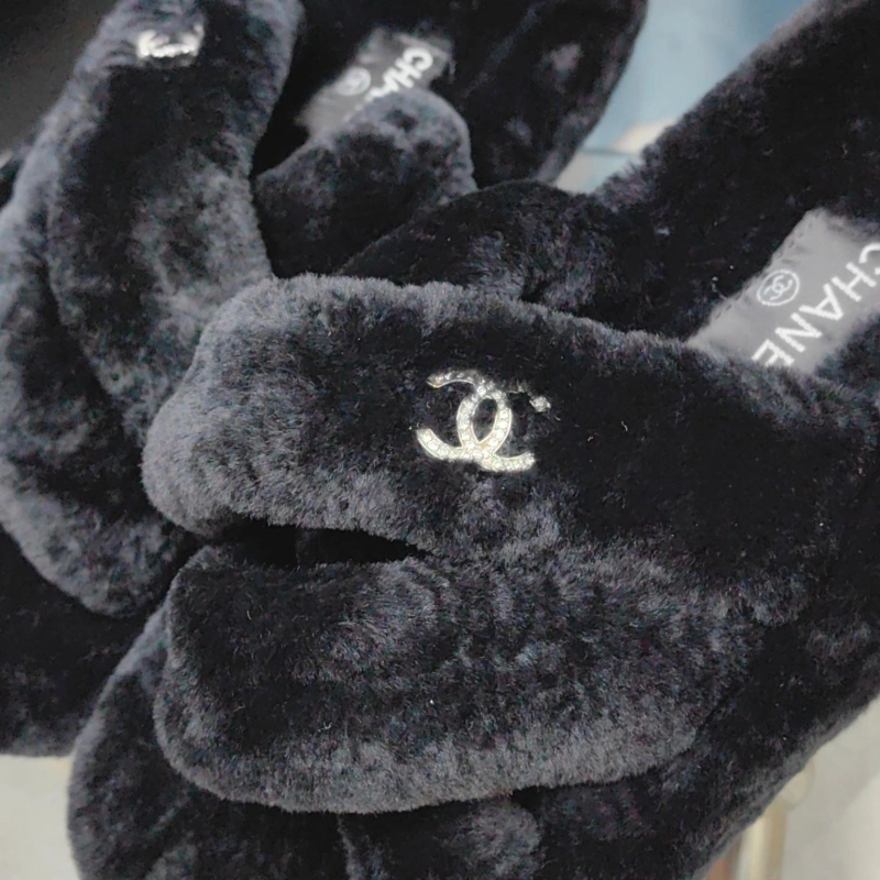 AllSeason Chxnxl Slippers 130712
