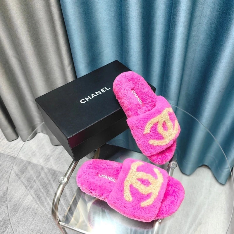 ModernLook Chxnxl Slippers 130704