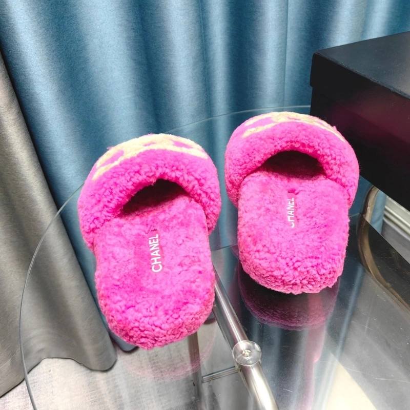 ModernLook Chxnxl Slippers 130704