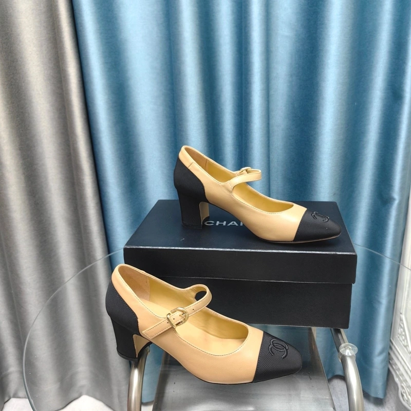 Timeless Chxnxl Sandals 131345