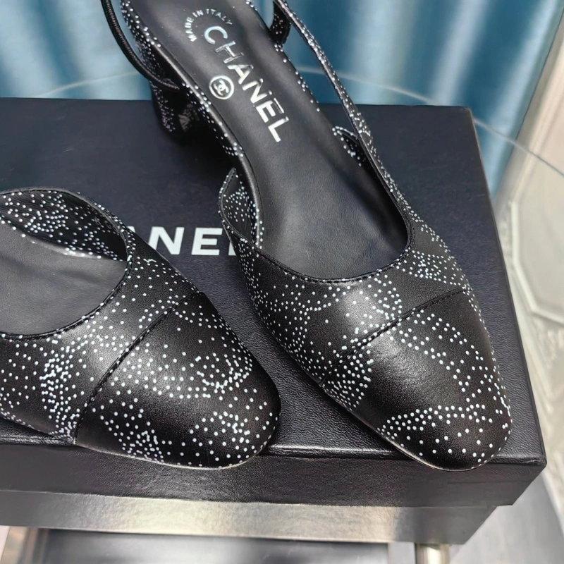 HighQuality Chxnxl Sandals 131339