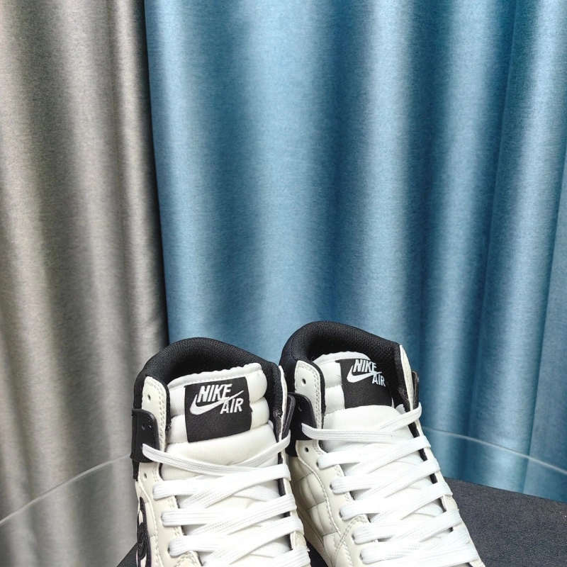 Chxnxl Sneakers ModernLook 132147