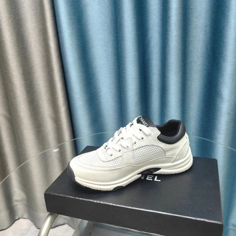 Chxnxl Sneakers Sophisticated 132153