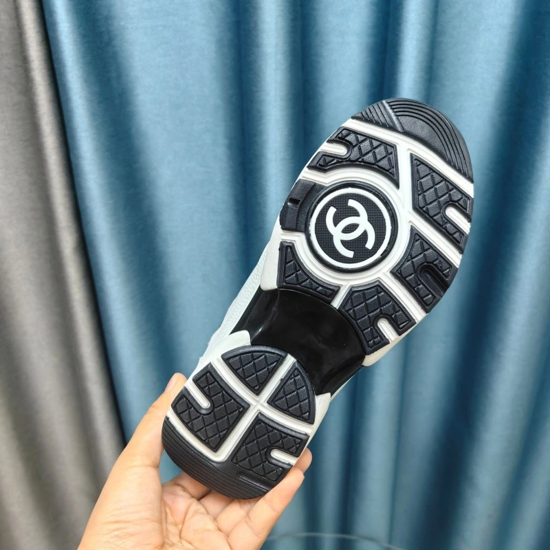 Chxnxl Sneakers Sophisticated 132153