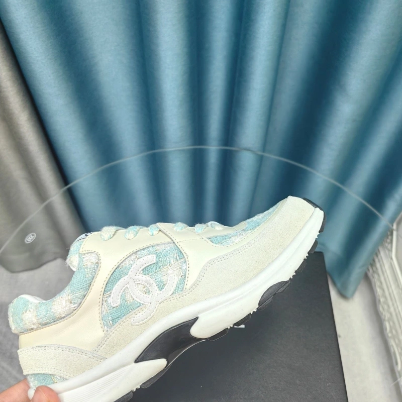 WellDesigned Chxnxl Sneakers 132141