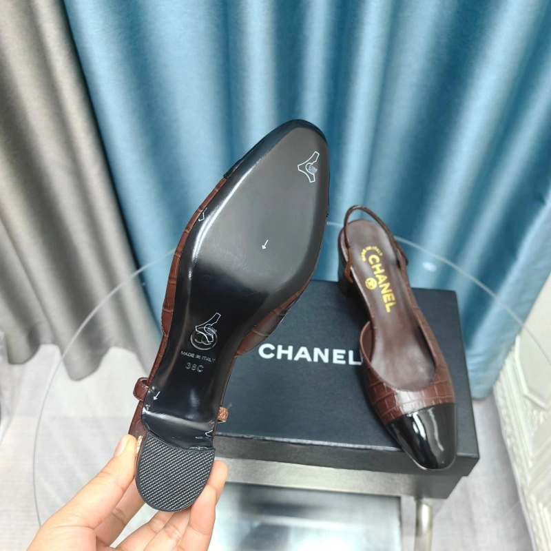 ModernLook Chxnxl Sandals 131334