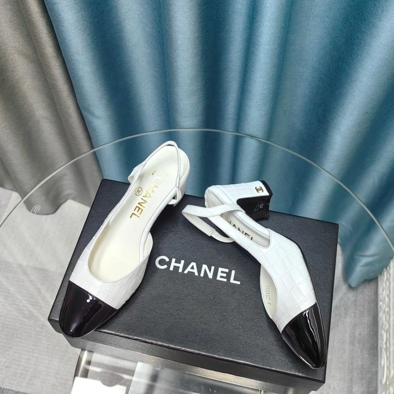 HighQuality Chxnxl Sandals 131340