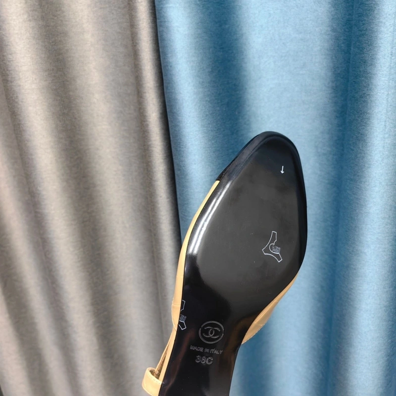 Minimalist Chxnxl Sandals 131330