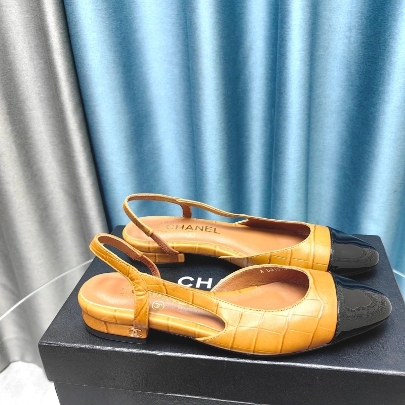 Elegant Chxnxl Sandals 131348
