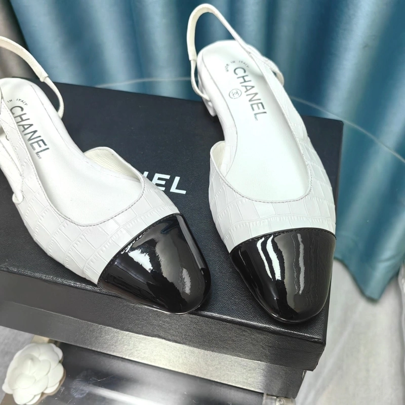 Stylish Chxnxl Sandals 131341