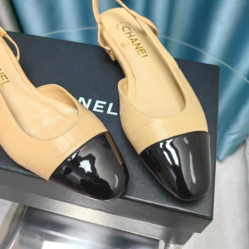 Timeless Chxnxl Sandals 131337