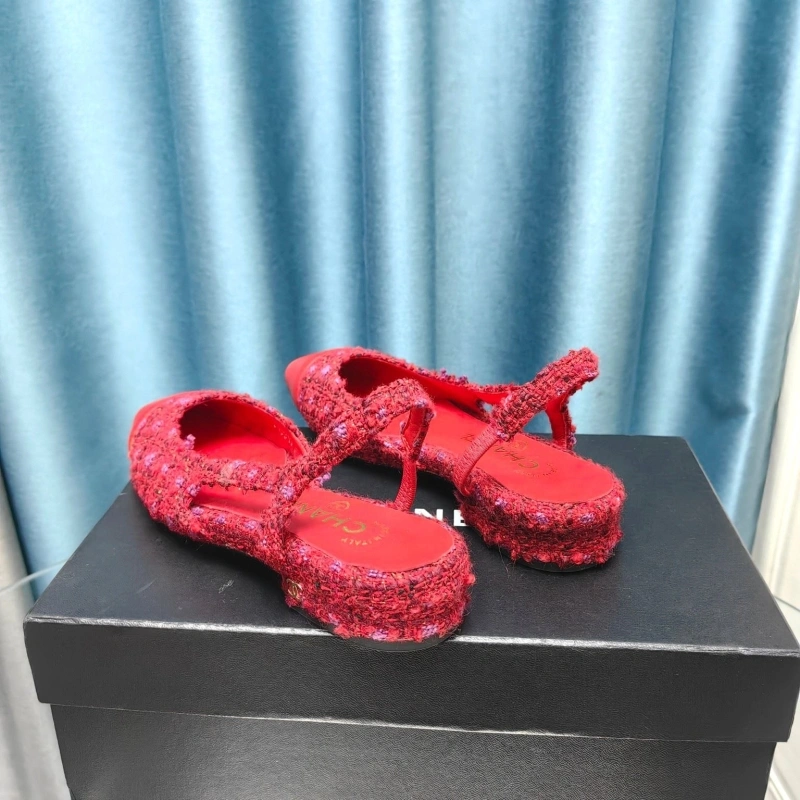Chxnxl Sandals Bright 131316