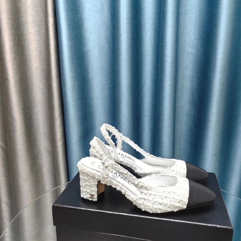 Sophisticated Chxnxl Sandals 131307