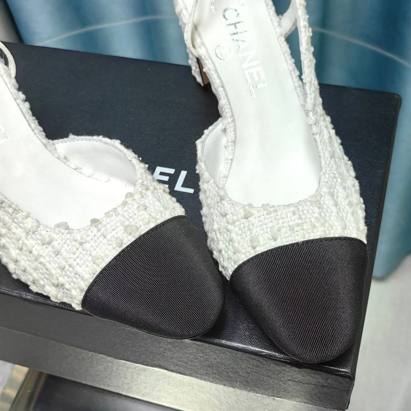 Sophisticated Chxnxl Sandals 131307