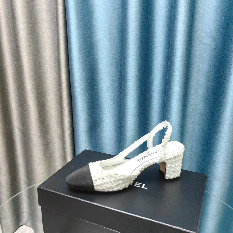 Sophisticated Chxnxl Sandals 131307