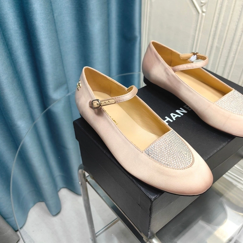 GoAnywhere Chxnxl Flat Shoes 131841
