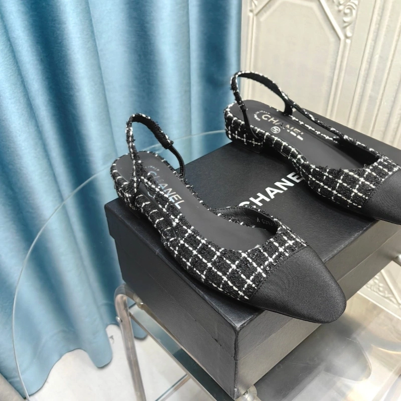 Modern Chxnxl Sandals 131286