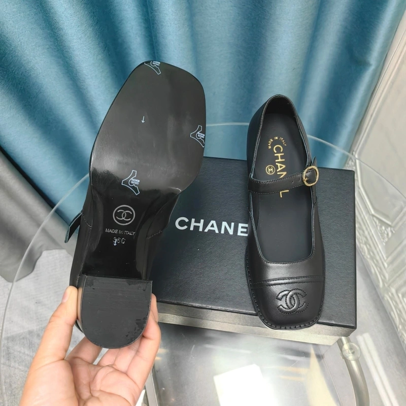 Functional Chxnxl Flat Shoes 131839