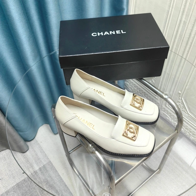NewStyle Chxnxl Flat Shoes 131850