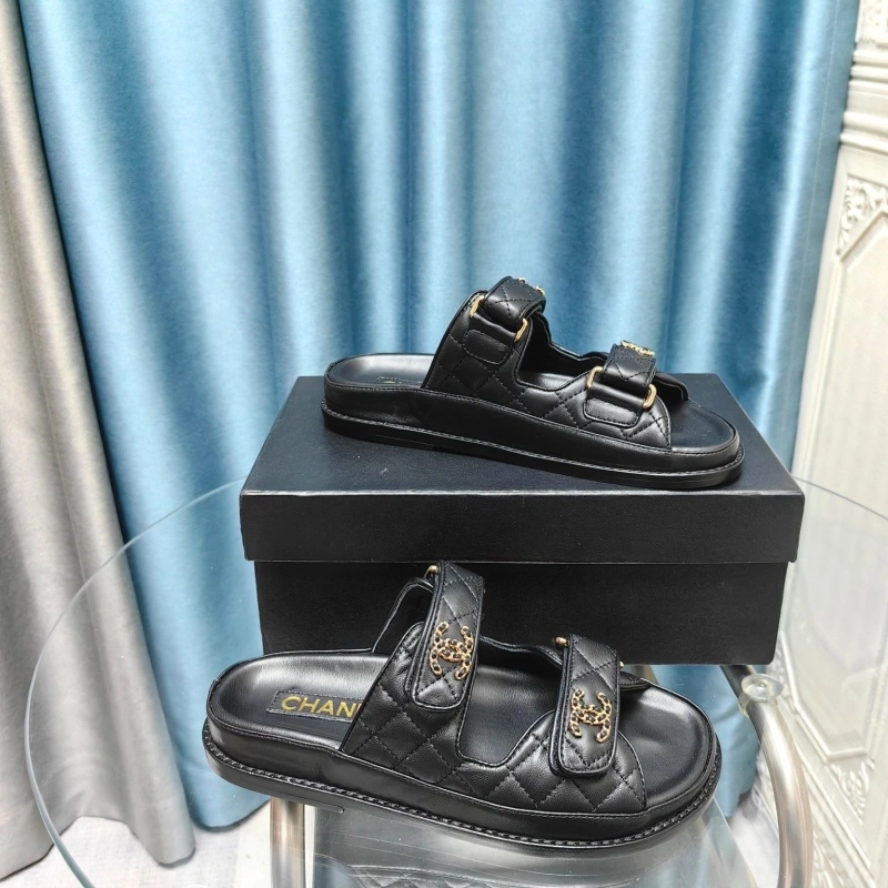 NewStyle Chxnxl Sandals 131268