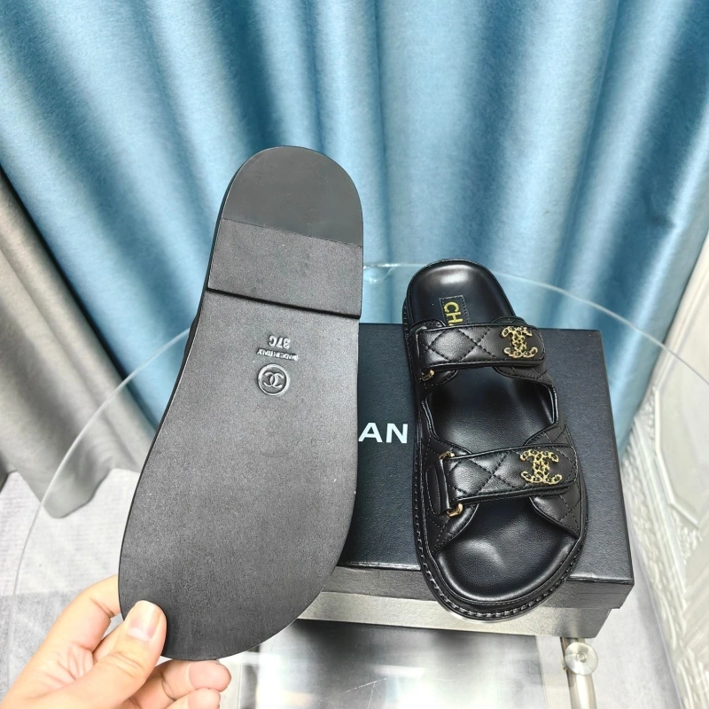 NewStyle Chxnxl Sandals 131268
