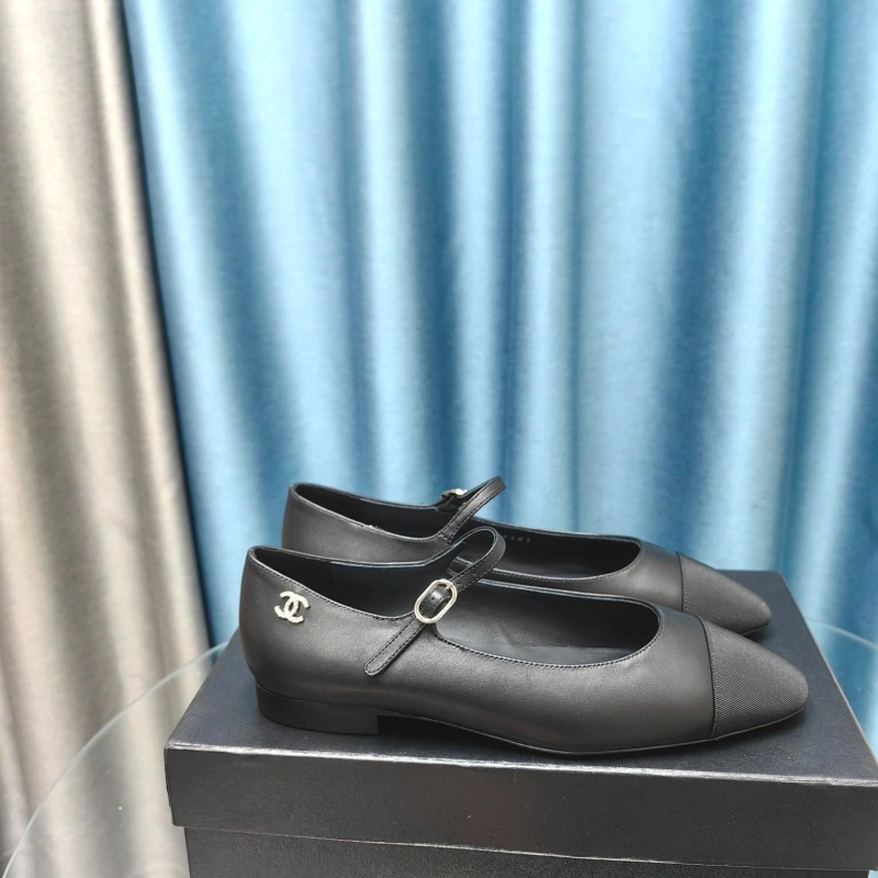 Sleek Chxnxl Flat Shoes 131838