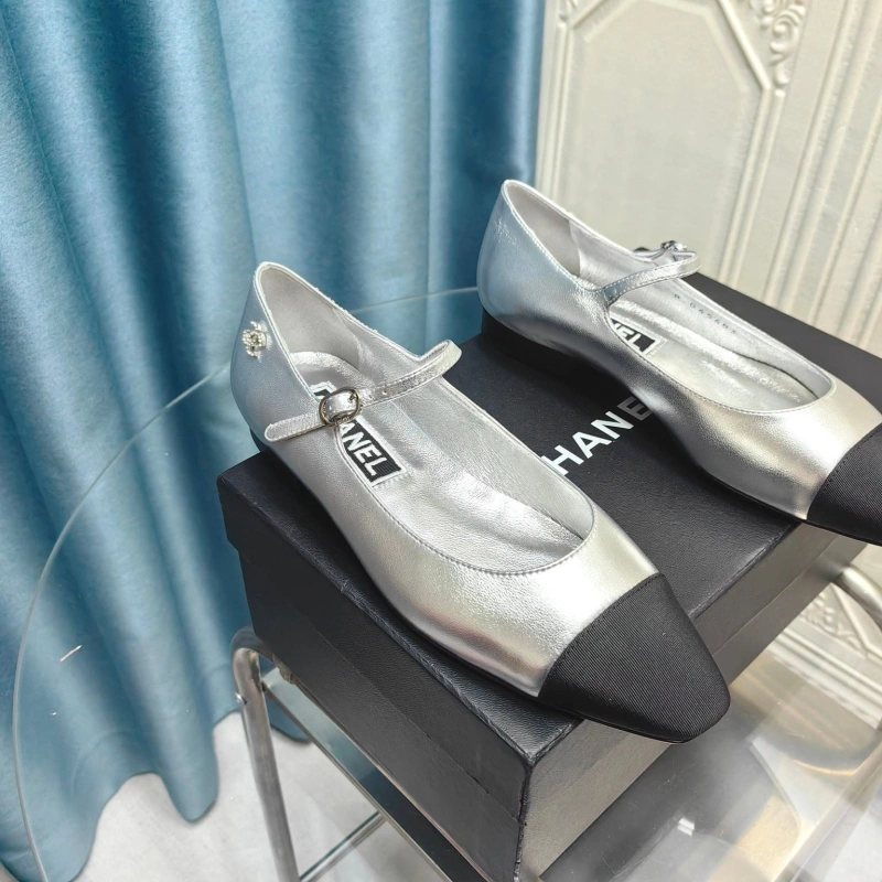 Fashionable Chxnxl Flat Shoes 131834