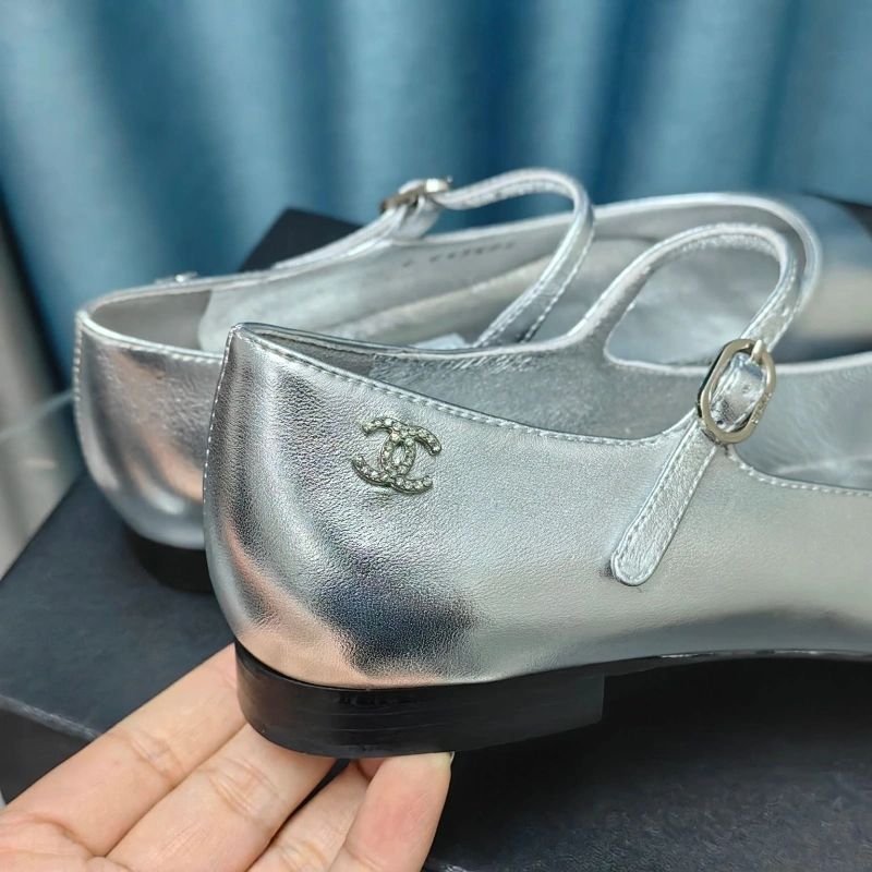 Fashionable Chxnxl Flat Shoes 131834