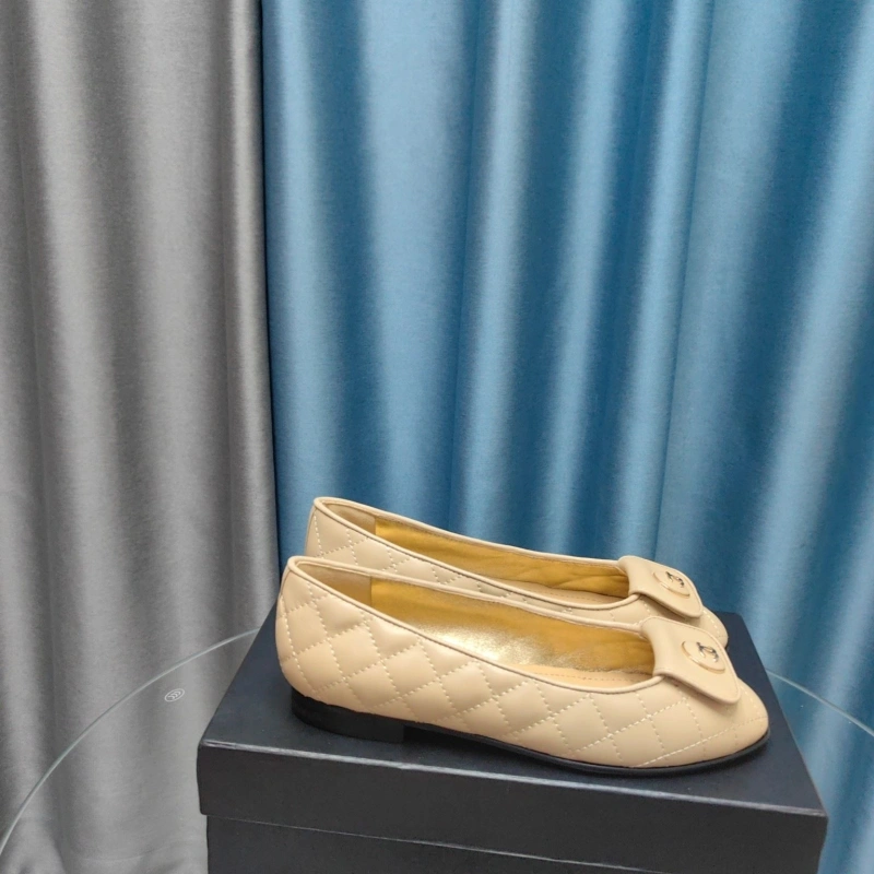 Modern Chxnxl Flat Shoes 131832