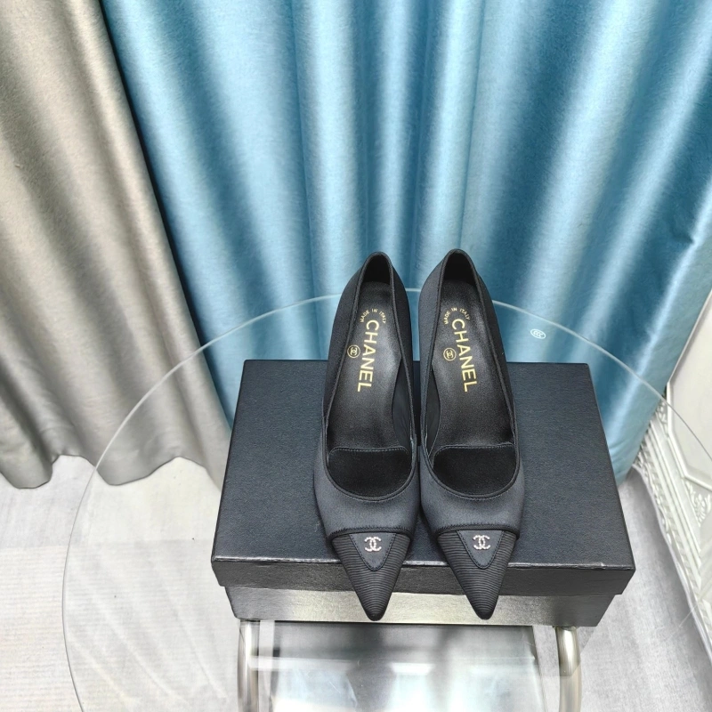 ModernLook Chxnxl High Heels 131585