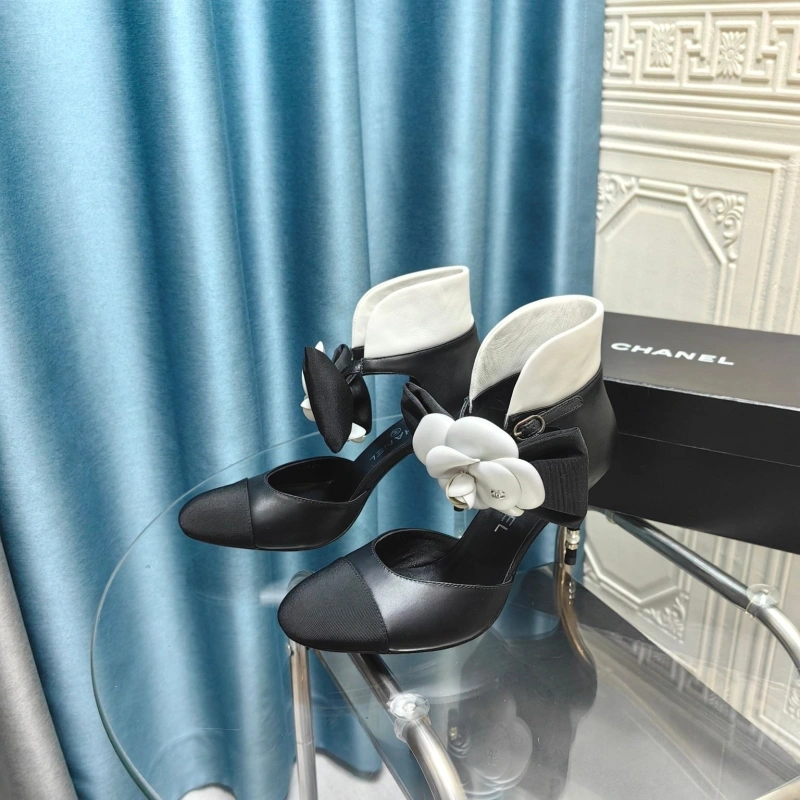 Cozy Chxnxl High Heels 131579