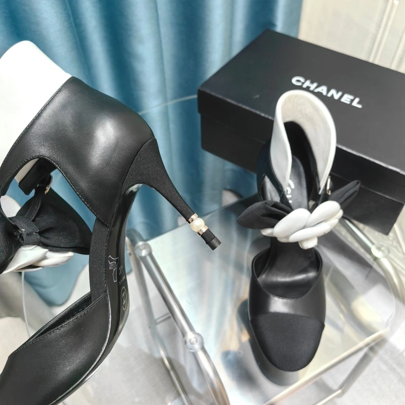 Cozy Chxnxl High Heels 131579
