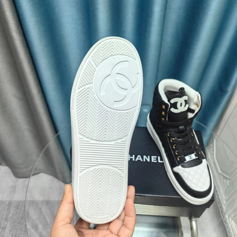 Soft Chxnxl Sneakers 132124