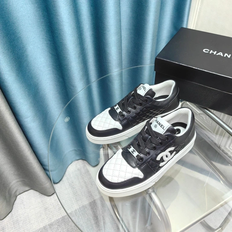 Durable Chxnxl Sneakers 132125
