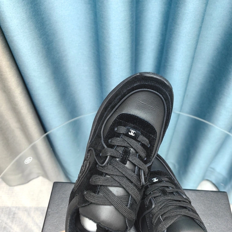Cozy Chxnxl Sneakers 132113