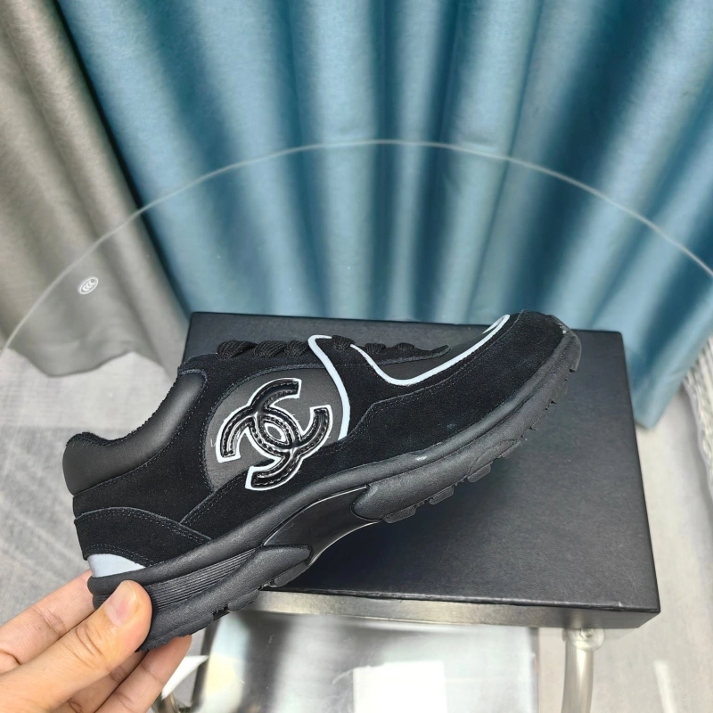 Practical Chxnxl Sneakers 132111