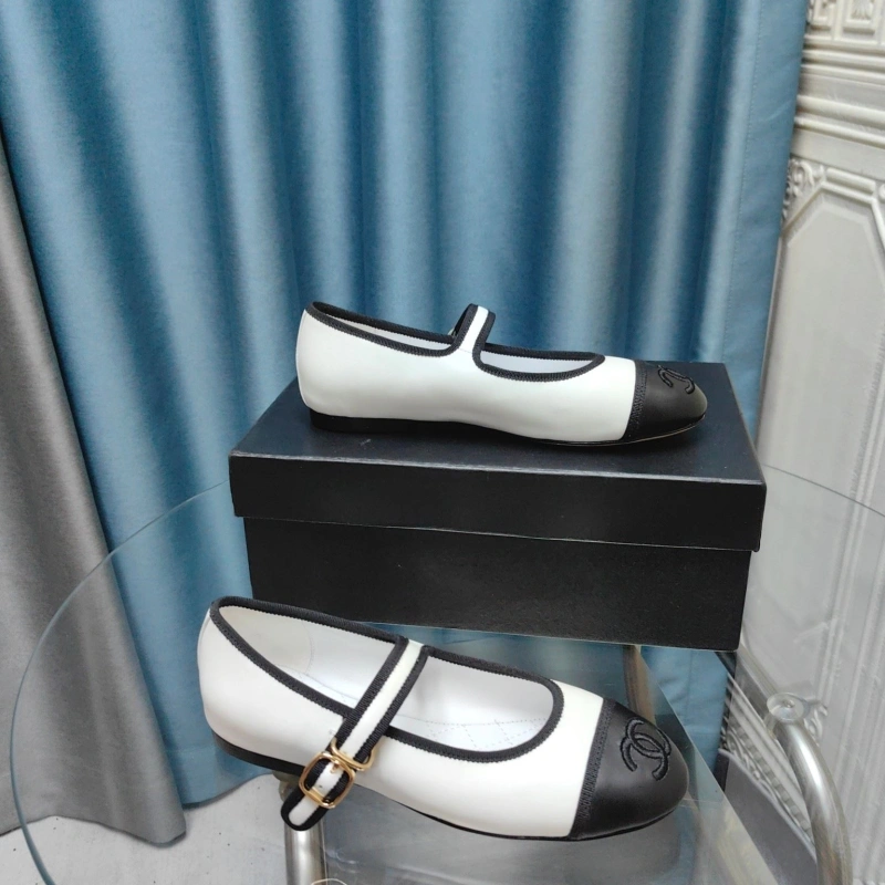 Durable Chxnxl Flat Shoes 131825