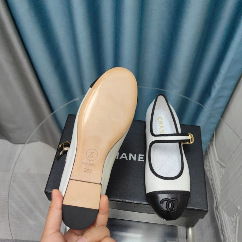 Durable Chxnxl Flat Shoes 131825